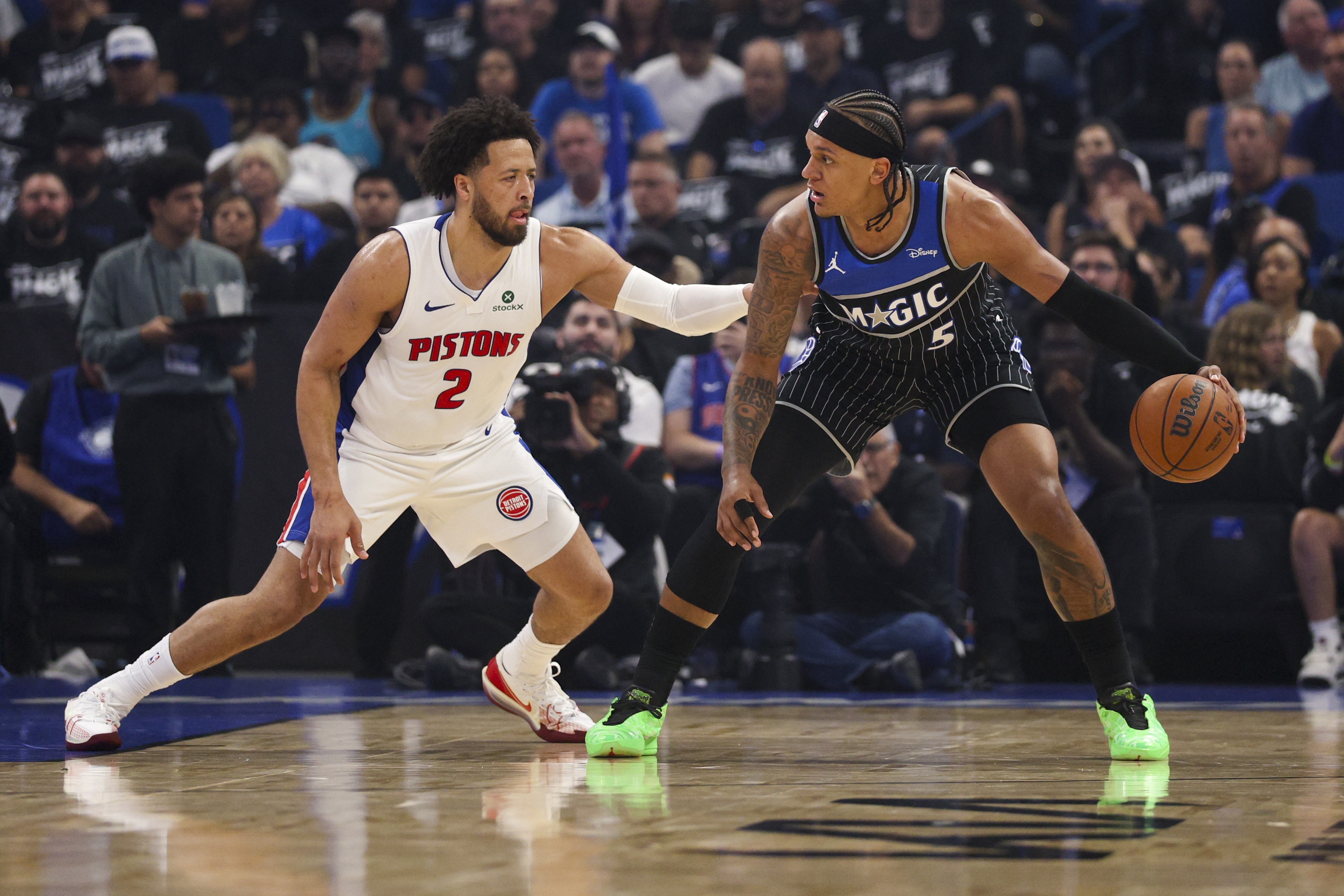 bwin必赢-NBA彩经：魔术客场淘汰活塞强行黑八 骑士擒下猛龙涉险过关