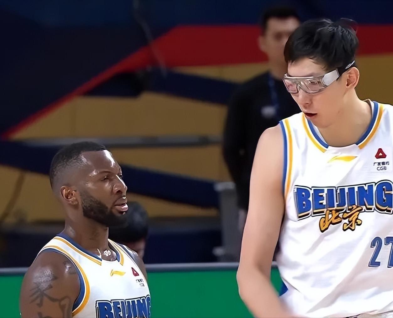 bwin必赢-赛后球员表现评分：2满分 3优秀 2拉垮